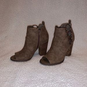 Women’s booties